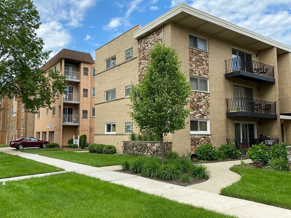 1st image of 6869 N Overhill Ave APT 3A