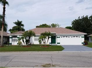 5627 29th St E, Bradenton, FL 34203