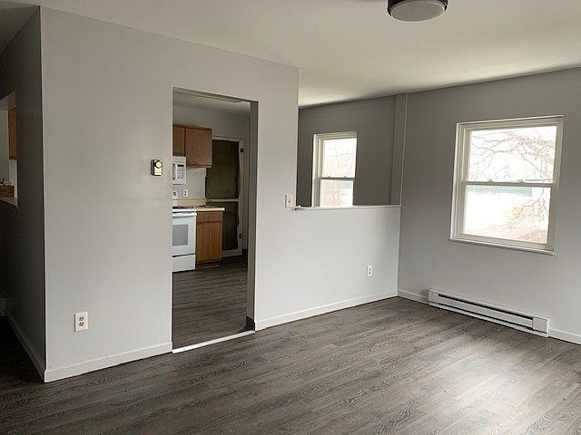 1st image of 696 Myrtle Ave APT 8