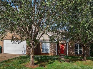 2079 Modeannia St, Tupelo, MS 38801