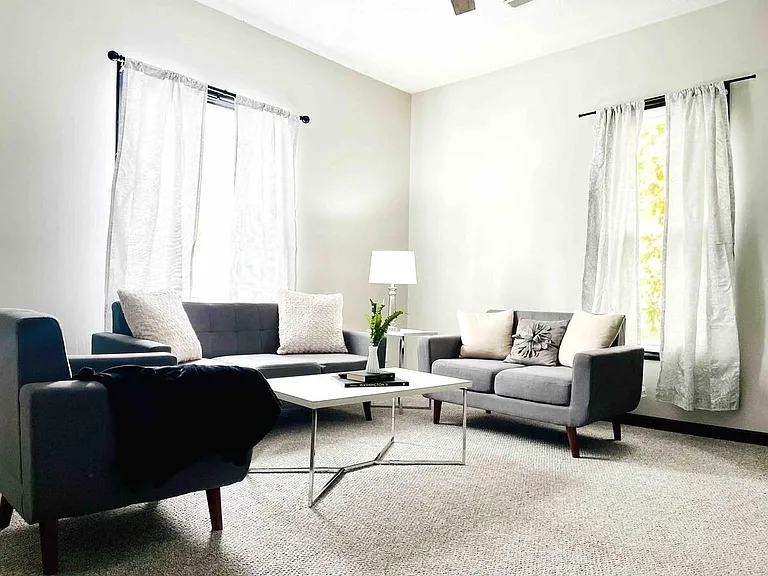 82 Adams Ave #B — Photo 1