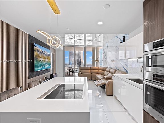 2nd image of 851 NE 1st Ave #3000