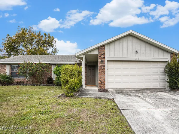 1337 Pakenham St NW, Palm Bay, FL 32907
