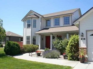 616 S Young Pl, Kennewick, WA 99336