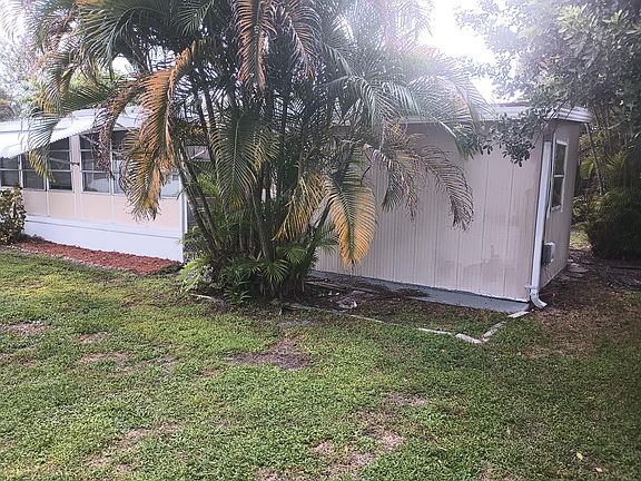 4th image of 239 Cam Del Rio