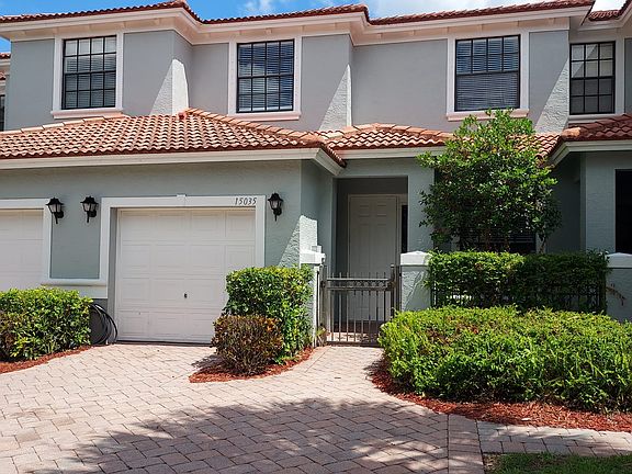 2nd image of 15035 Summit Place Cir