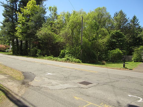 3rd image of 38 Bates Rd
