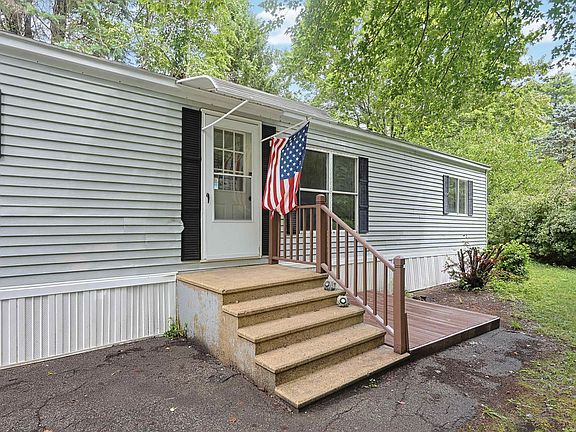 2nd image of 4 Matthew Road