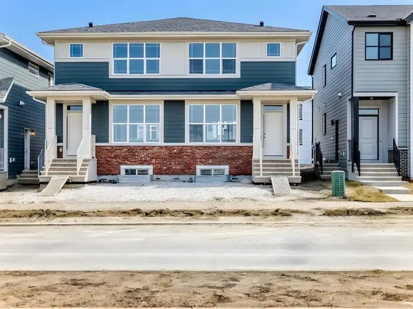 1326 S Mahogany Blvd SE, Calgary, AB T3M 1X6