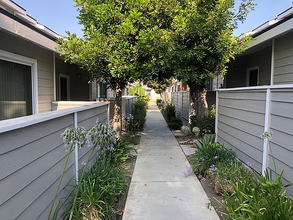 3rd image of 5561 Sultana Ave APT 2G
