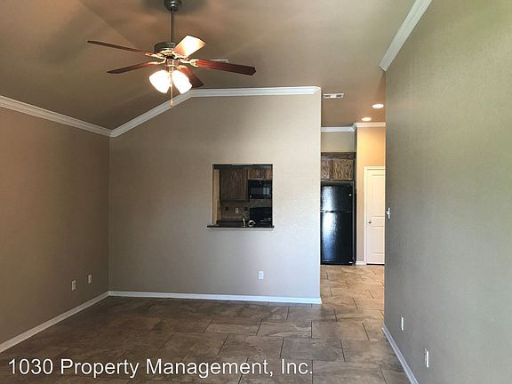 3rd image of 5511 Settlers Ct APT A