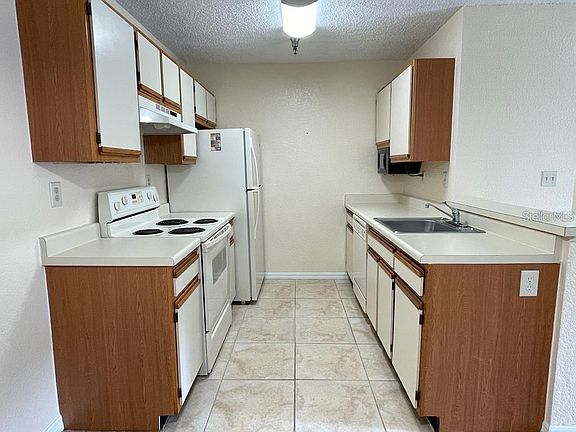 5th image of 10263 Gandy Blvd N APT 502
