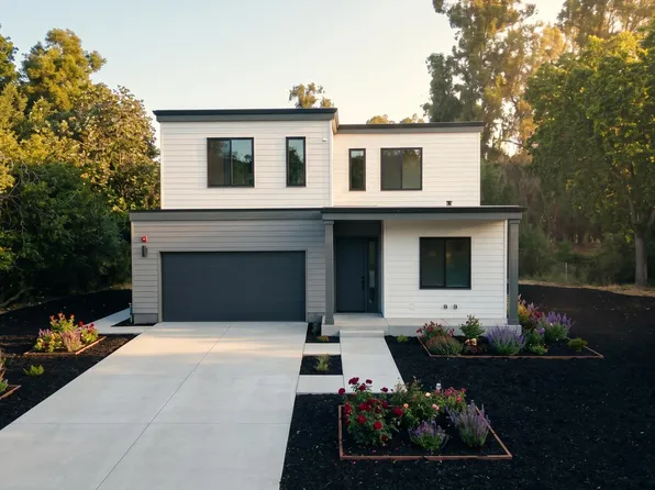 2966B Cherry Ln, Walnut Creek, CA 94597