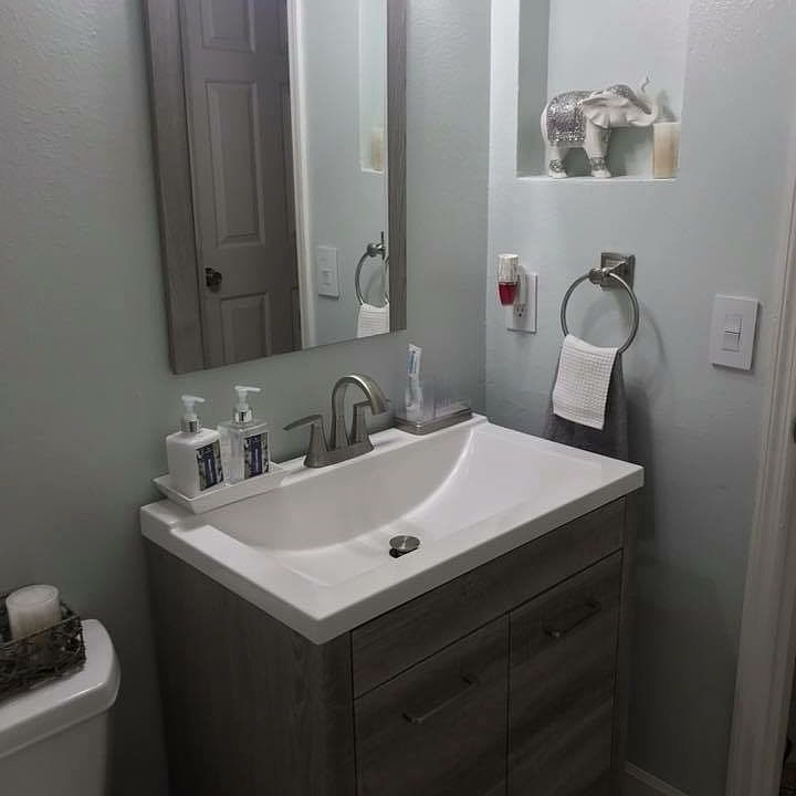 1st image of 325 Oakpark Loop