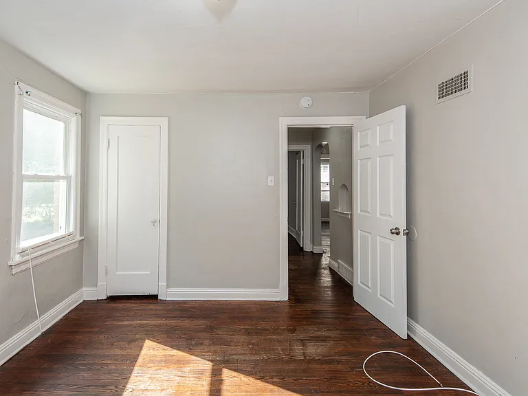 320 Henquin Dr — Photo 13