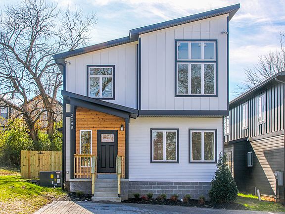 2nd image of 204B Queen Ave