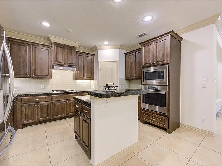 13606 Teal Bluff Ln — Photo 24