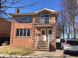 255-07 61st Ave, Flushing, NY 11362