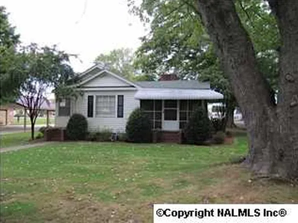 204 Parrish St, Albertville, AL 35950