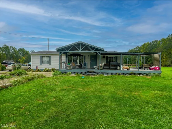 582 State Route 88, Bristolville, OH 44402