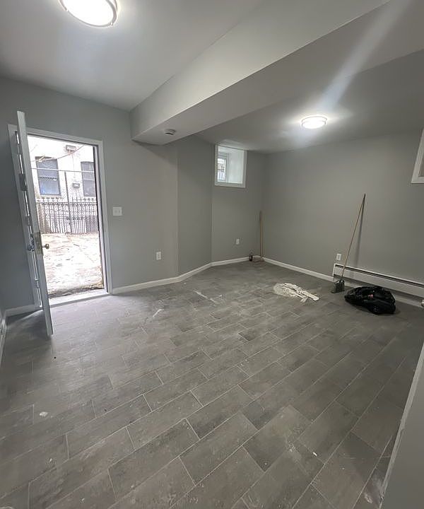 1st image of 2000 Grand Ave #1B
