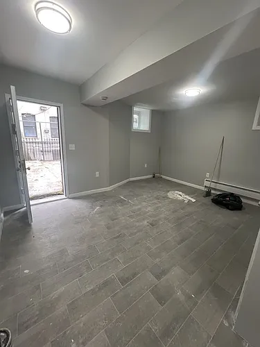 2000 Grand Ave #1B Photo 1