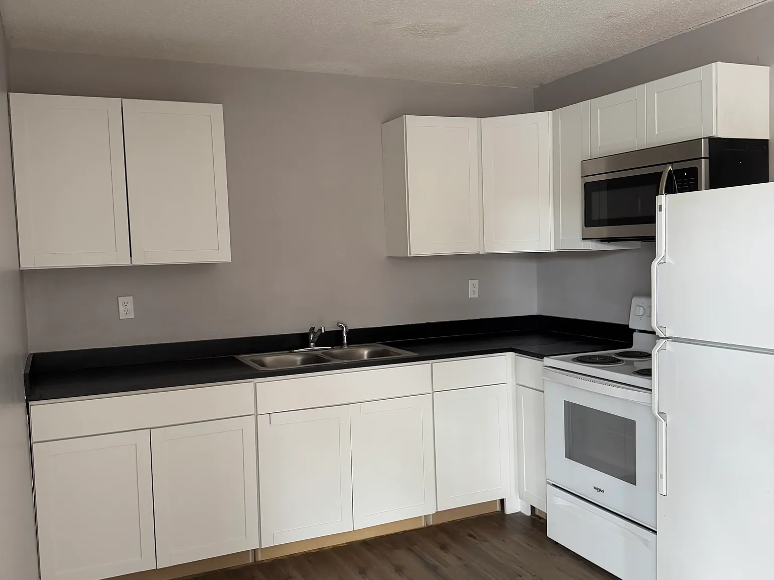 2 bed, 720 sqft, $1,249 — Photo 4