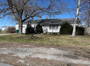 308 W Washington St, Kempton, IN
