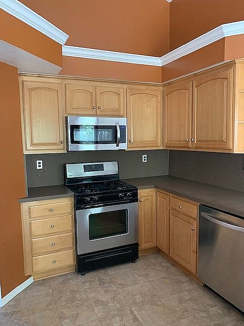 1st image of 9926 Millwood Cir