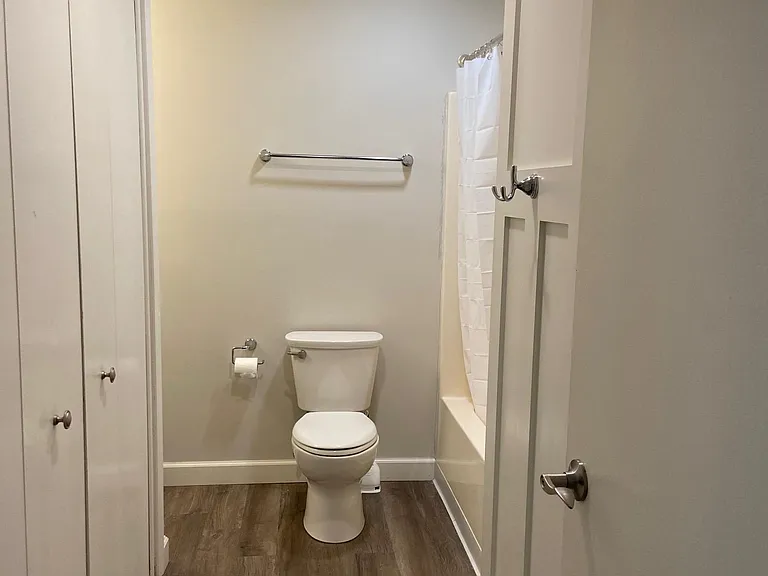3416 S Kennedy Dr — Photo 5