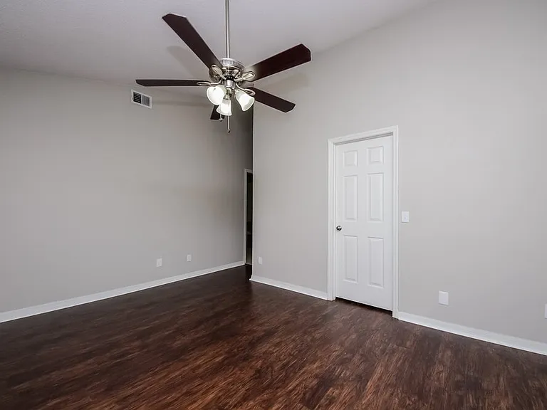8661 Fort Jefferson Blvd — Photo 8