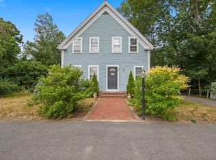 27 High St, Hanson, MA 02341