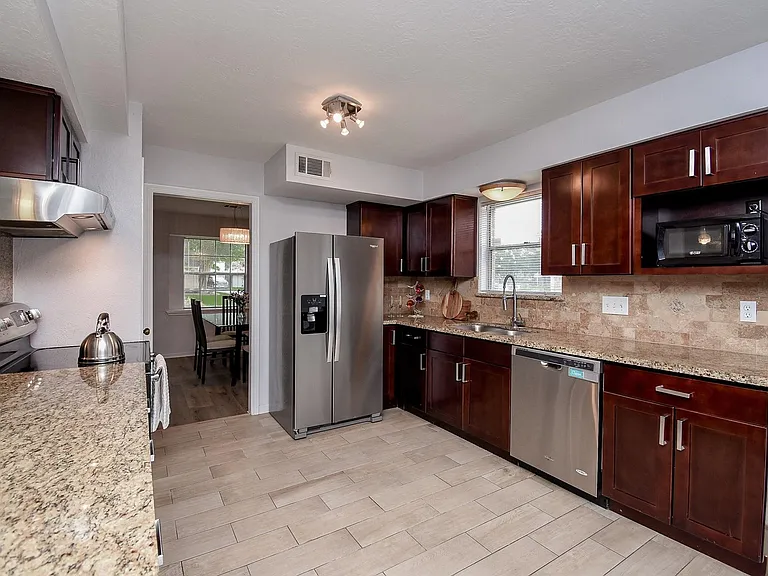 11506 Long Pine Dr — Photo 13