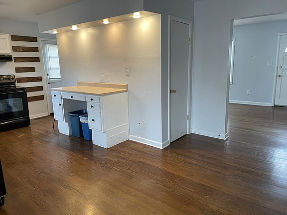 5th image of 685 Mount Vernon Dr