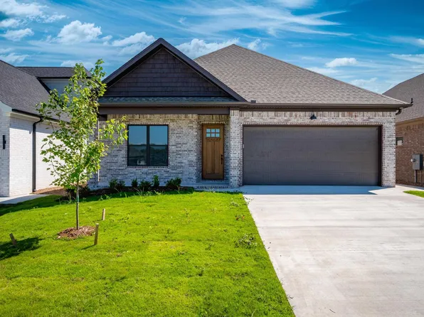 119 Fletcher Ridge Dr, Little Rock, AR 72223