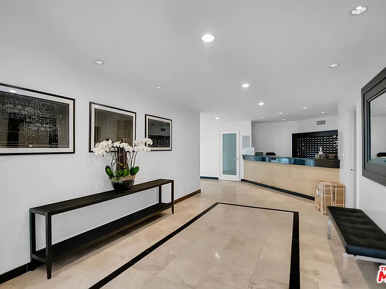 1155 N La Cienega Blvd #1103 — Photo 23