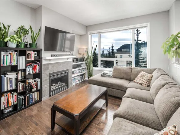 159 N Kincora Heath NW, Calgary, AB T3R 0G6