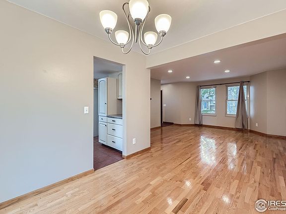 5th image of 12519 Maria Cir