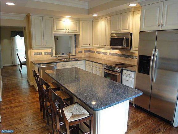3rd image of 12 Briars Ln