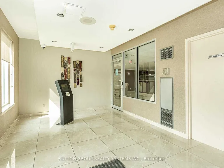 135 Hillcrest Ave #1805 — Photo 3