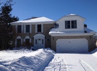 4484 Arbor View Dr, Lisle, IL 60532