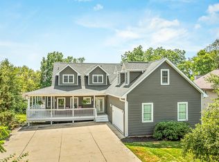 1393 Chadbourne Dr, Davis, IL 61019