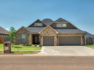 10709 Coeur Ct, Yukon, OK 73099