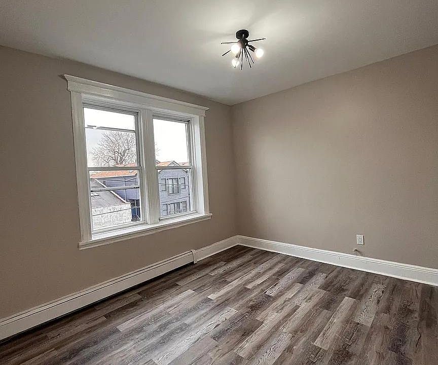 2nd image of 488 Kennedy Blvd #7A