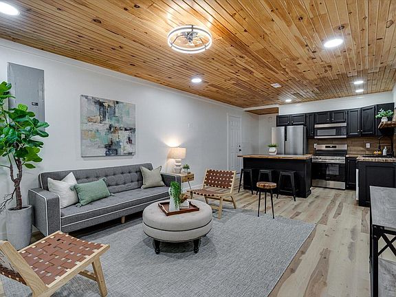5th image of 142 Ponderosa Dr