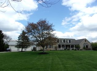 7110 Diamond Mill Rd, Brookville, OH 45309