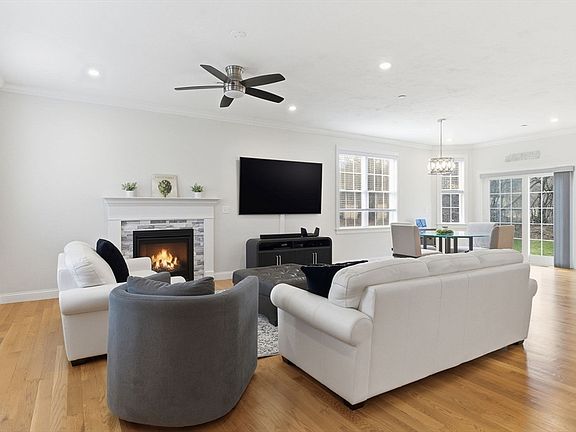 5th image of 9 Wilson Rd #11A