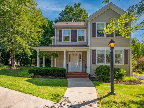 32 Pine St Unit 32, West Newton, MA 02465