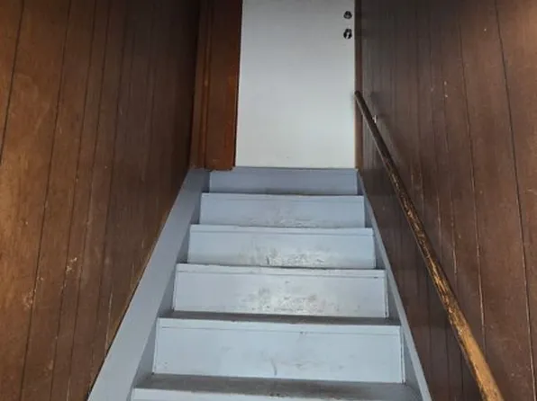 200 Avenue C #2, Matamoras, PA 18336