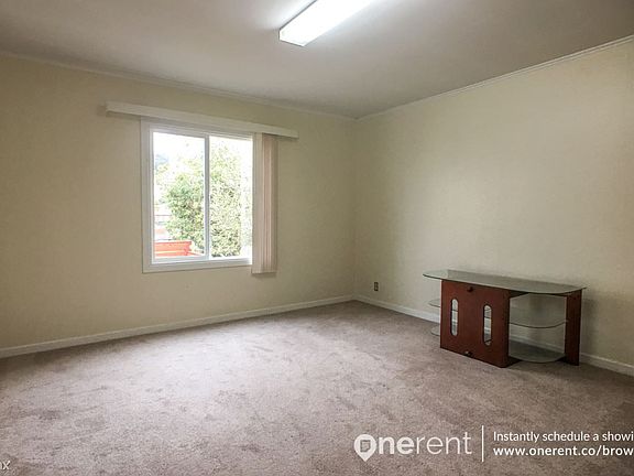 3rd image of 407 San Diego Ave